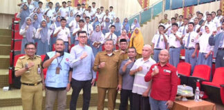 Pj Wali Kota Kendari Buka Sosialisasi Pemilih Pemula untuk Sukseskan Pilkada 2024 Pj Wali Kota Kendari Buka Sosialisasi Pemilih Pemula untuk Sukseskan Pilkada 2024