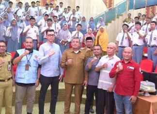 Pj Wali Kota Kendari Buka Sosialisasi Pemilih Pemula untuk Sukseskan Pilkada 2024 Pj Wali Kota Kendari Buka Sosialisasi Pemilih Pemula untuk Sukseskan Pilkada 2024