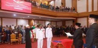 Pj Gubernur Sultra Lantik Dua Penjabat Bupati Baru Pj Gubernur Sultra Lantik Dua Penjabat Bupati Baru