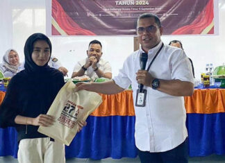 KPU Sultra Edukasi Perempuan di Kolaka Timur untuk Berpartisipasi dalam Pilkada 2024 KPU Sultra Edukasi Perempuan di Kolaka Timur untuk Berpartisipasi dalam Pilkada 2024