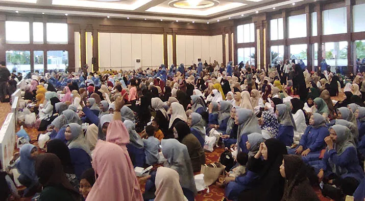 KPU Sultra Gelar Tabligh Akbar dan Sosialisasi Pemilu 2024 di Peringatan Maulid Nabi