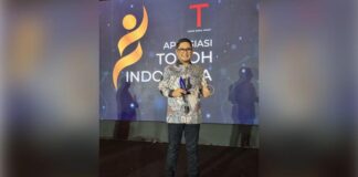 Pj Gubernur Sultra Raih Penghargaan Apresiasi Tokoh Indonesia 2024 Pj Gubernur Sultra Raih Penghargaan Apresiasi Tokoh Indonesia 2024