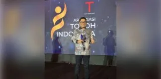 Pj Gubernur Sultra Raih Penghargaan Apresiasi Tokoh Indonesia 2024 Pj Gubernur Sultra Raih Penghargaan Apresiasi Tokoh Indonesia 2024