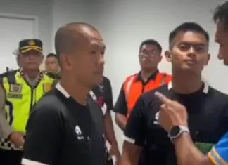 Kritik Pedas Zulkifli Syukur: Wasit Merusak Mental Pemain di Laga Aceh vs Sulteng Kritik Pedas Zulkifli Syukur: Wasit Merusak Mental Pemain di Laga Aceh vs Sulteng