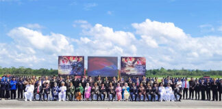 Sekda Sultra Hadiri Upacara HUT TNI ke-79, Tekankan Kemanunggalan TNI-Rakyat Sekda Sultra Hadiri Upacara HUT TNI ke-79, Tekankan Kemanunggalan TNI-Rakyat