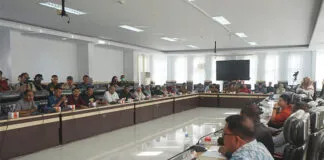 DPRD Kendari Desak Swalayan Megros Buka Akses Jalan Warga DPRD Kendari Desak Swalayan Megros Buka Akses Jalan Warga