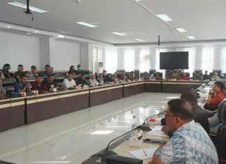 DPRD Kendari Desak Swalayan Megros Buka Akses Jalan Warga DPRD Kendari Desak Swalayan Megros Buka Akses Jalan Warga