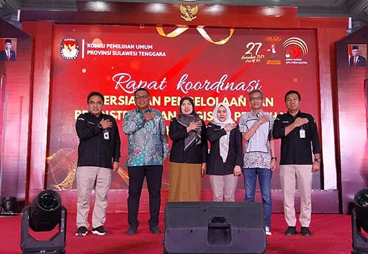 KPU Sultra Gelar Rapat Koordinasi Bahas Kesiapan Distribusi Logistik Pemilu 2024 KPU Sultra Gelar Rapat Koordinasi Bahas Kesiapan Distribusi Logistik Pemilu 2024