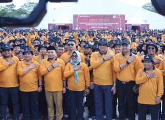 Ketua KPU RI Pimpin Apel Akbar Kesiapan Pilkada dan Rapat Konsolidasi di Kendari Ketua KPU RI Pimpin Apel Akbar Kesiapan Pilkada dan Rapat Konsolidasi di Kendari