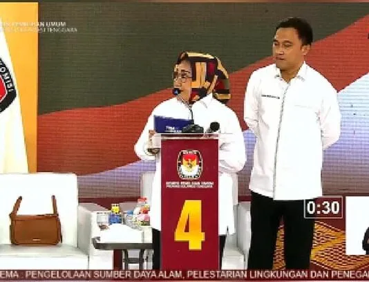 Debat Terakhir Pilgub Sultra 2024: Tina-Ihsan Serukan Pilihan Bijak dan Pelestarian Lingkungan Debat Terakhir Pilgub Sultra 2024: Tina-Ihsan Serukan Pilihan Bijak dan Pelestarian Lingkungan