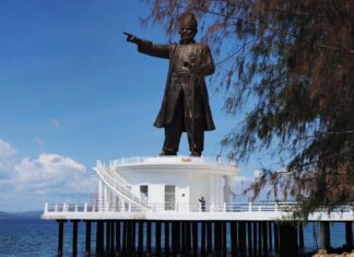 Pembangunan Patung Oputa Yi Koo di Baubau Telah Rampung, Sultra Segera Miliki Ikon Baru Pembangunan Patung Oputa Yi Koo di Baubau Telah Rampung, Sultra Segera Miliki Ikon Baru