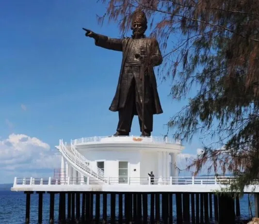 Pembangunan Patung Oputa Yi Koo di Baubau Telah Rampung, Sultra Segera Miliki Ikon Baru Pembangunan Patung Oputa Yi Koo di Baubau Telah Rampung, Sultra Segera Miliki Ikon Baru