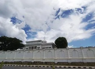 Finishing Pagar RuJab Gubernur Sultra Ditargetkan Selesai Tahun 2025 Finishing Pagar RuJab Gubernur Sultra Ditargetkan Selesai Tahun 2025