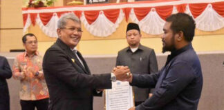 DPRD Kendari Sepakati APBD 2025, Fokus pada Kesejahteraan Masyarakat DPRD Kendari Sepakati APBD 2025, Fokus pada Kesejahteraan Masyarakat