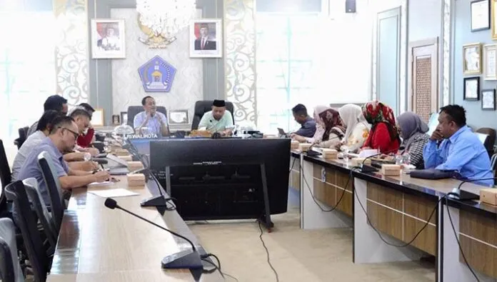 Pj Wali Kota Kendari Bentuk Satgas Bersihkan Kota dari Sampah