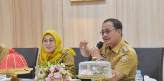 Pemkot Kendari Siap Terapkan Sistem Barcode untuk Pembayaran Retribusi Sampah Pemkot Kendari Siap Terapkan Sistem Barcode untuk Pembayaran Retribusi Sampah