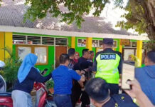 Guru SD Negeri di Kendari Nyaris Diamuk, Diduga Lecehkan Siswa
