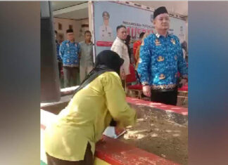 Tenaga Kebersihan di Pomalaa Mengaku 6 Tahun Mengabdi, SK Tak Kunjung Datang Tenaga Kebersihan di Pomalaa Mengaku 6 Tahun Mengabdi, SK Tak Kunjung Datang