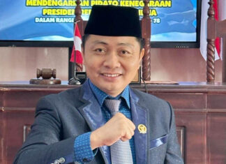 DPRD Konut Ajak Guru Berdialog, Tolak Aksi Segel Kantor Dikbud DPRD Konut Ajak Guru Berdialog, Tolak Aksi Segel Kantor Dikbud