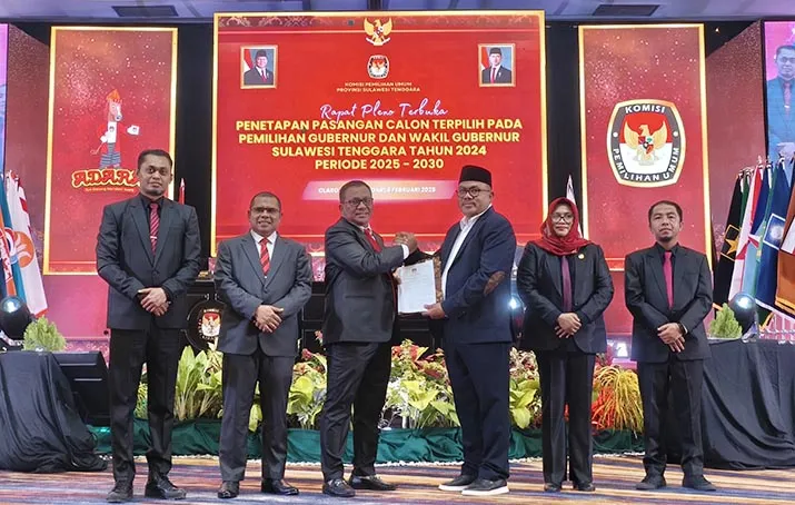 KPU Sultra Tetapkan Andi Sumangerukka dan Hugua sebagai Gubernur dan Wakil Gubernur Terpilih Periode 2025-2030