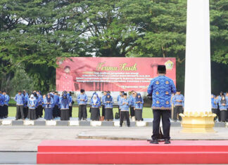 Pj Gubernur Sultra Sampaikan Arahan Strategis dan Capaian Gemilang di Apel Gabungan Pj Gubernur Sultra Sampaikan Arahan Strategis dan Capaian Gemilang di Apel Gabungan