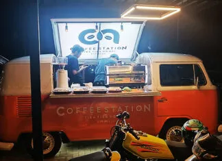 Ketika Mobil Klasik Bertemu Kopi Berkualitas: Garkot – Coffee Station Hadir di Kendari Ketika Mobil Klasik Bertemu Kopi Berkualitas: Garkot - Coffee Station Hadir di Kendari
