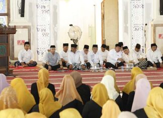 Pj Gubernur Sultra Hadiri Peringatan Isra Mikraj dan Doa Bersama untuk Indonesia Pj Gubernur Sultra Hadiri Peringatan Isra Mikraj dan Doa Bersama untuk Indonesia