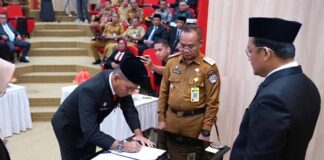 Amir Hasan Dilantik sebagai Pj Sekda Kendari, Fokus pada Layanan Dasar dan Persiapan Pelantikan Wali Kota Terpilih Amir Hasan Dilantik sebagai Pj Sekda Kota Kendari, Fokus pada Layanan Dasar dan Persiapan Pelantikan Wali Kota Terpilih