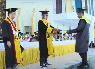 UHO Kendari Kukuhkan 2.097 Guru Profesional Baru UHO Kendari Kukuhkan 2.097 Guru Profesional Baru