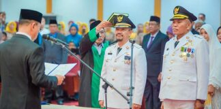 Azhari dan Adam Basan Resmi Dilantik sebagai Bupati dan Wakil Bupati Buton Tengah Periode 2025-2030