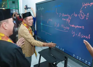 Sulawesi Tenggara Resmi Miliki SMA Unggulan, Gubernur Resmikan Gedung Baru dan Fasilitas Sekolah di Kendari Sulawesi Tenggara Resmi Miliki SMA Unggulan, Gubernur Resmikan Gedung Baru dan Fasilitas Sekolah di Kendari