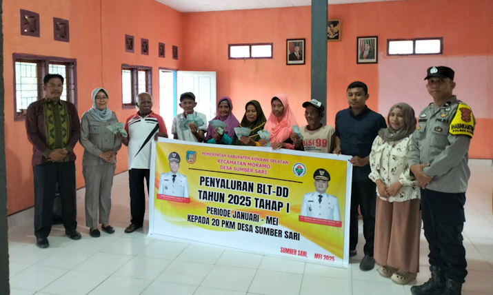 PSX_20250509_224500 20 Warga Desa Sumber Sari, Konsel Terima BLT-DD Tahap Pertama Rp1,5 Juta per Keluarga