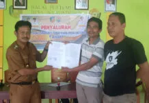 Warga Wawondengi Konsel Terima BLT-DD, Kepala Desa Tekankan Pemanfaatan Tepat Guna Pemdes Wawondengi Salurkan BLT-DD Tahap I Tahun 2025 kepada 24 KPM