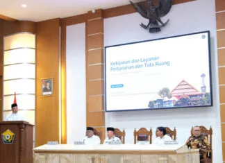 Menteri ATR/BPN Pimpin Rakor Pertanahan dan Tata Ruang di Sultra Menteri ATR/BPN Pimpin Rakor Pertanahan dan Tata Ruang di Sultra