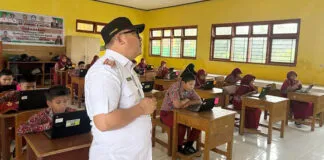Dikbud Konut Pastikan Kelancaran Asesmen Sumatif Digital di Hari Ketiga Dikbud Konut Pastikan Kelancaran Asesmen Sumatif Digital di Hari Ketiga