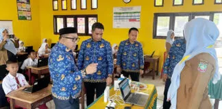 Kadis Dikbud Konawe Utara Pantau Kelancaran Asesmen Tingkat SD Kadis Dikbud Konawe Utara Pantau Kelancaran Asesmen Tingkat SD