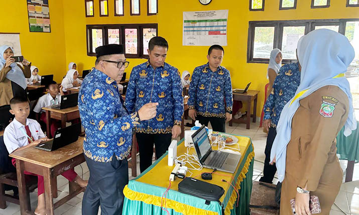 asesmentdikbudkonut Kadis Dikbud Konawe Utara Pantau Kelancaran Asesmen Tingkat SD