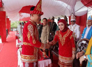 Bupati Konut Pimpin Upacara Hardiknas 2025, Tekankan Pentingnya Partisipasi Semesta dalam Pendidikan Bermutu Bupati Konut Pimpin Upacara Hardiknas 2025, Tekankan Pentingnya Partisipasi Semesta dalam Pendidikan Bermutu