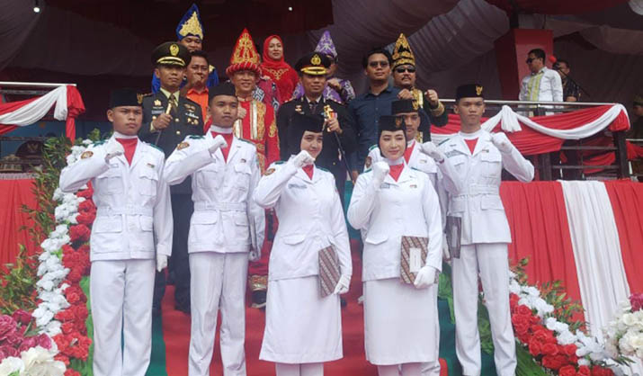 hardiknaskonut2 Bupati Konawe Utara Apresiasi Sekolah Kreatif dan Guru Inspiratif di Hardiknas 2025