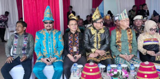 Sekda Konawe Utara Hadiri Puncak HUT ke-194 Kota Kendari Sekda Konawe Utara Hadiri Puncak HUT ke-194 Kota Kendari