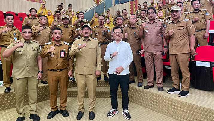 koperasimerahputih Pemkot Kendari Targetkan 65 Koperasi Kelurahan Merah Putih Terbentuk dalam Dua Bulan