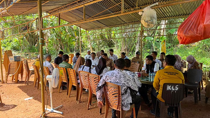 landawe Kabar Duka dari Konawe Utara, PGRI Beri Bantuan ke Keluarga Kepala Sekolah SDN 7 Landawe