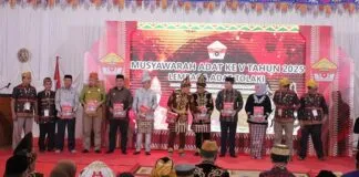 Sekda Konawe Utara Hadiri Pembukaan Musyawarah Adat Tolaki di Konawe Sekda Konawe Utara Hadiri Pembukaan Musyawarah Adat Tolaki di Konawe