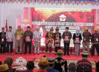 Sekda Konawe Utara Hadiri Pembukaan Musyawarah Adat Tolaki di Konawe Sekda Konawe Utara Hadiri Pembukaan Musyawarah Adat Tolaki di Konawe