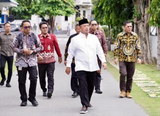 Menteri ATR/BPN Gelar Rapat Koordinasi dengan Pemda Sultra Bahas Kinerja Pertanahan dan Tata Ruang Nusron Gelar Rapat Koordinasi dengan Pemda Sultra Bahas Kinerja Pertanahan dan Tata Ruang