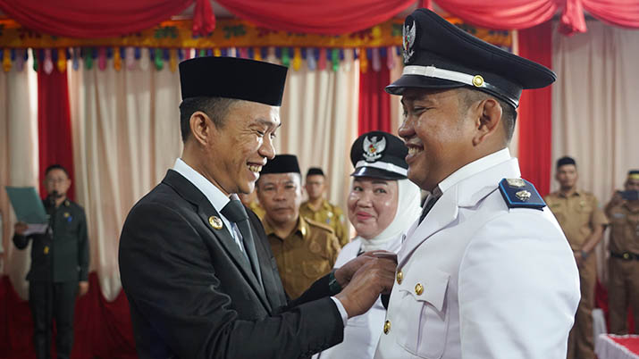 Bupati Konawe Utara Lantik Kepala Desa Antar Waktu, Ingatkan Prioritas Pembangunan dan Program Nasional