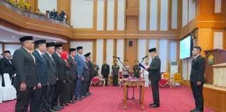 Gubernur Sultra Lantik Pejabat Tinggi Pratama dan Serahkan Surat Perintah Tugas Perangkat Daerah Gubernur Sultra Lantik Pejabat Tinggi Pratama dan Serahkan Surat Perintah Tugas Perangkat Daerah