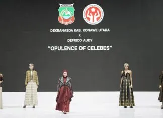Tenun Khas Konawe Utara Berjaya di Indonesia Fashion Week 2025 Tenun Khas Konawe Utara Berjaya di Indonesia Fashion Week 2025