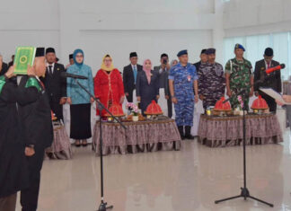 Amir Hasan Resmi Jabat Sekda Kota Kendari, Wali Kota Tekankan Pentingnya Kolaborasi dan Pelayanan Publik Amir Hasan Resmi Jabat Sekda Kota Kendari, Wali Kota Tekankan Pentingnya Kolaborasi dan Pelayanan Publik