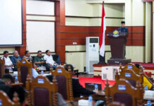 Gubernur Sultra Hadiri Rapat Paripurna Jawaban Ranperda APBD 2024: Soroti Transparansi dan Kesejahteraan Rakyat